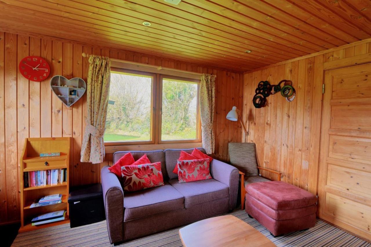 ライム・レジス 10 Pinewood Retreatヴィラ エクステリア 写真