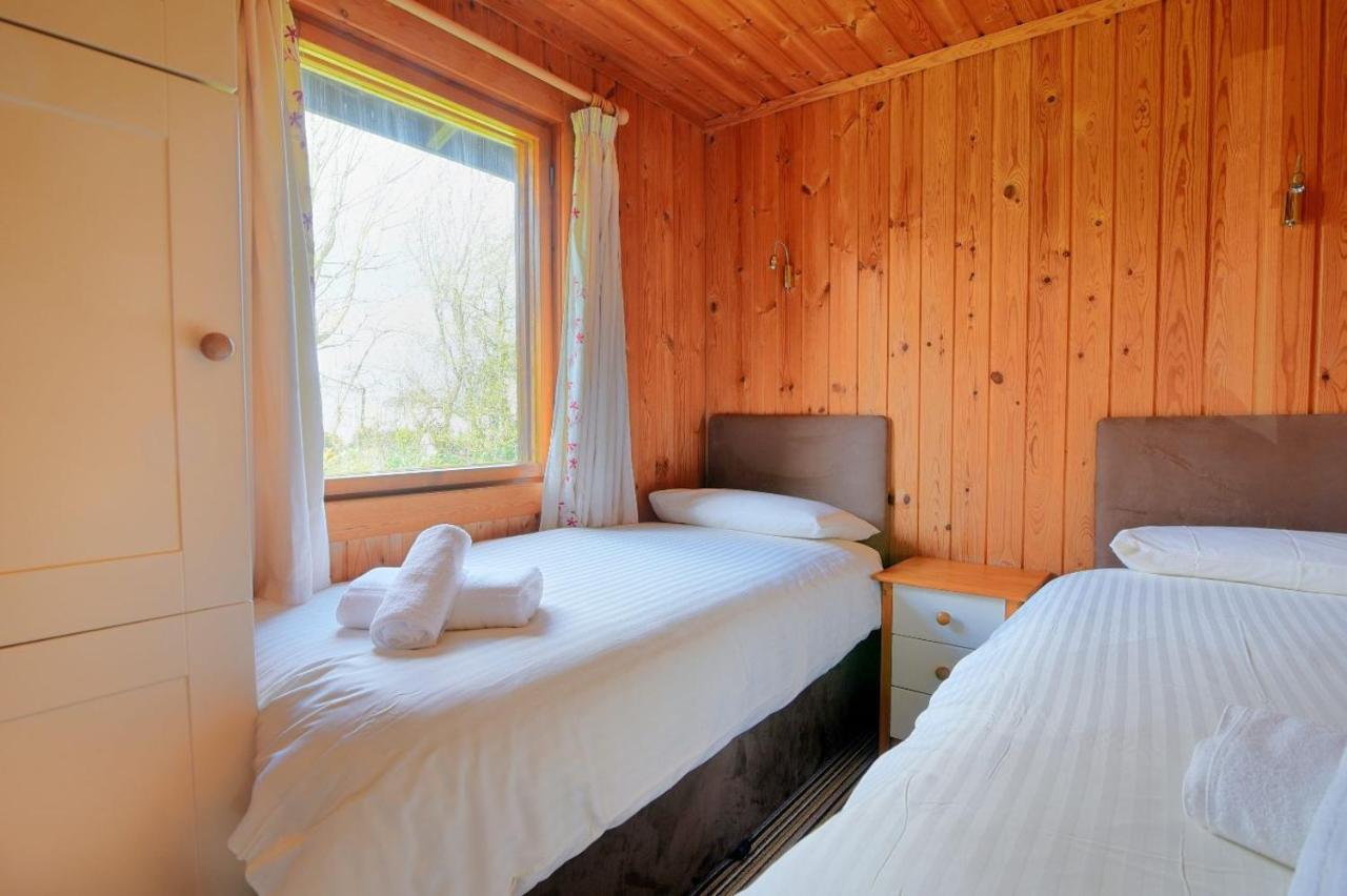 ライム・レジス 10 Pinewood Retreatヴィラ エクステリア 写真